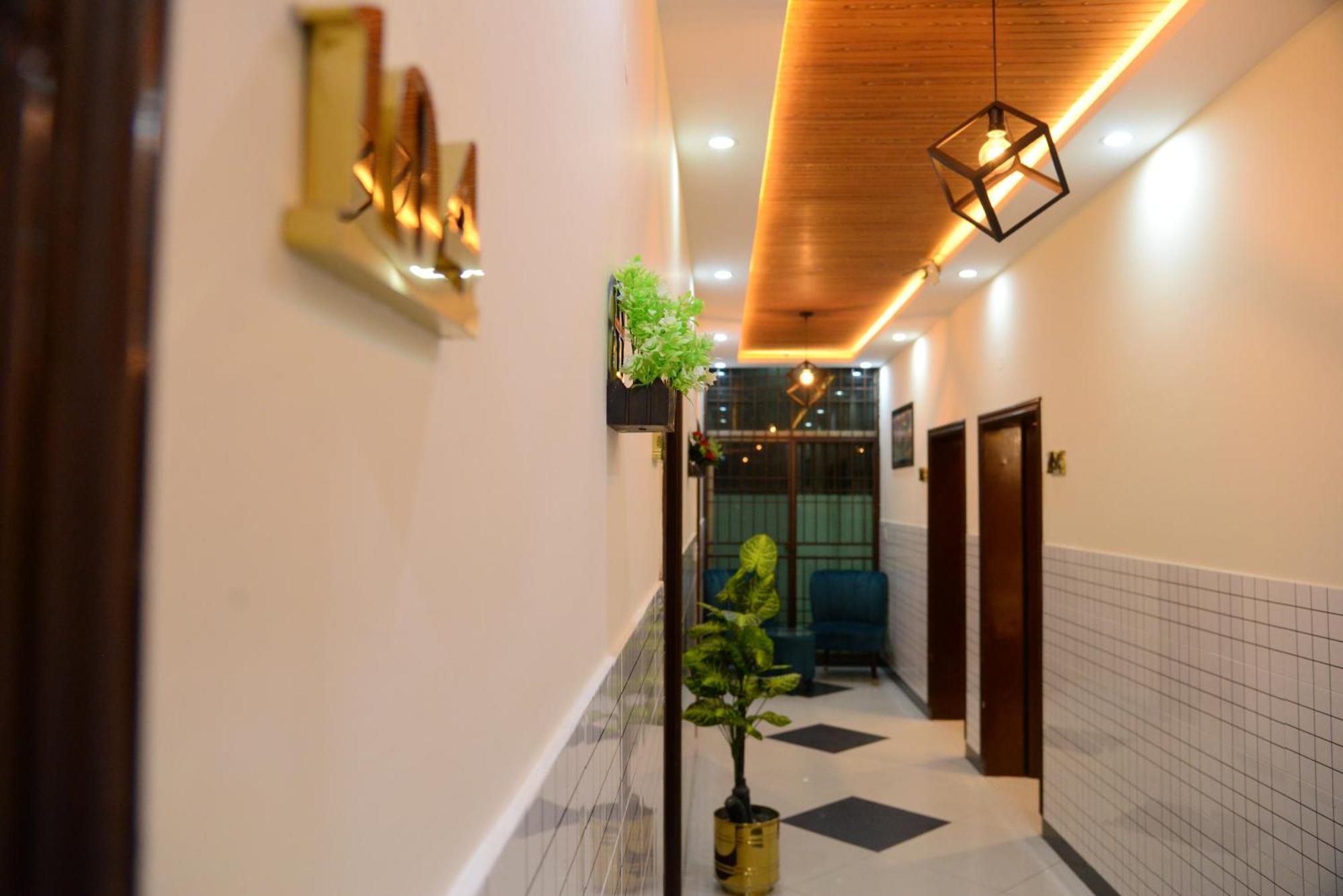 Go Room Hotel Lahore Exteriér fotografie